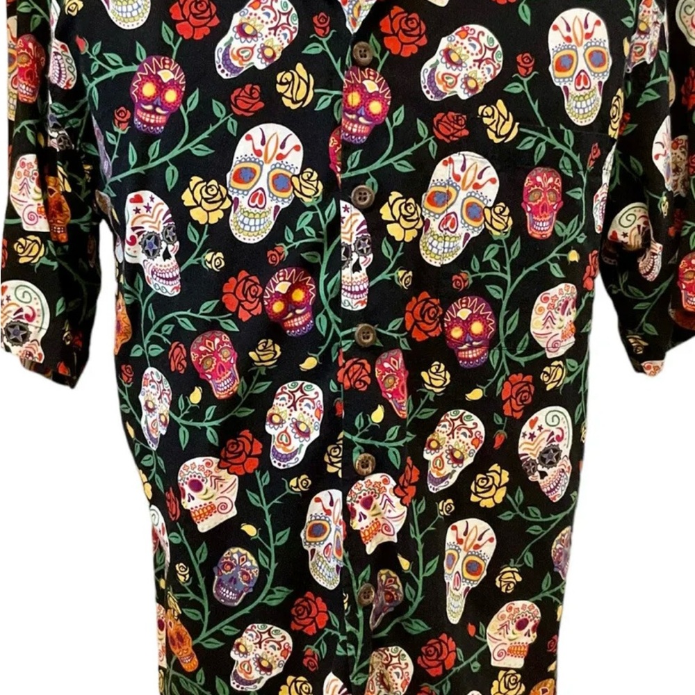 DAVID CAREY ORIGINAL  Day of the Dead Sugar Skull Rose All Over Print Shirt Med